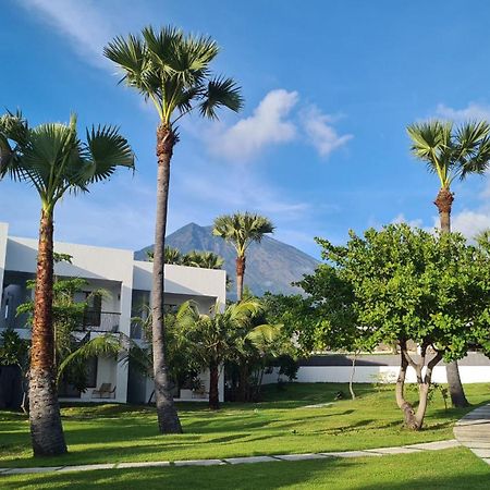 Palm Springs Bali Dive Resort Tulamben  Exterior photo